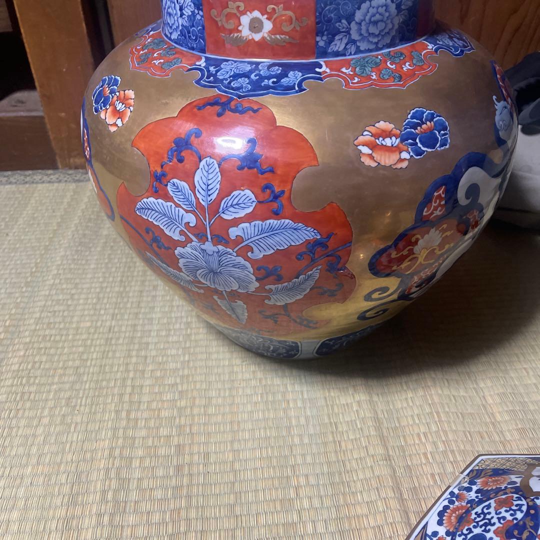 金色装飾の陶器の壺　大型　壺