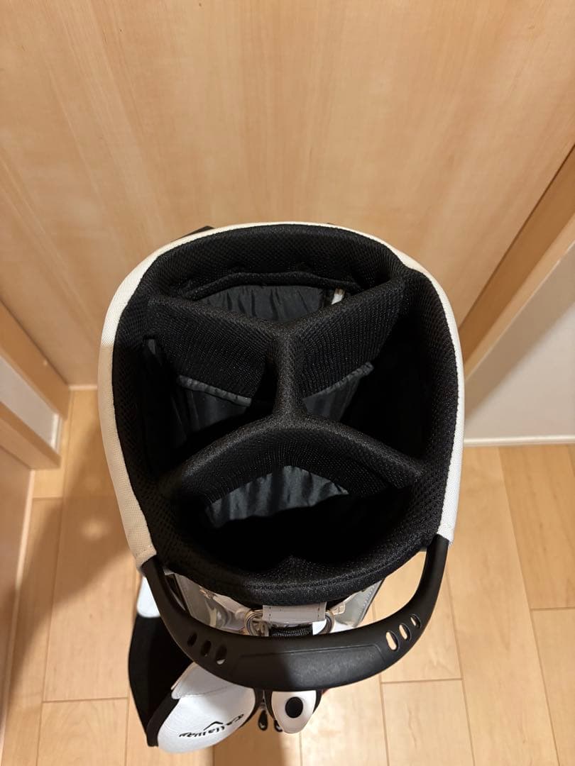 Callaway Rogue キャディバッグ ホワイト
