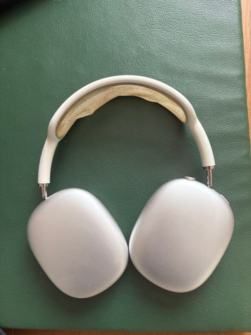 AirPods Max シルバー　第一世代
