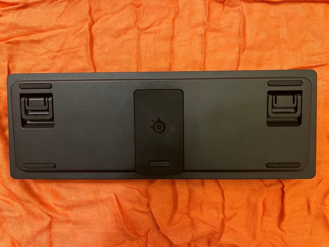 Apex pro miniキーボードとLogitechゲーミングマウスセット