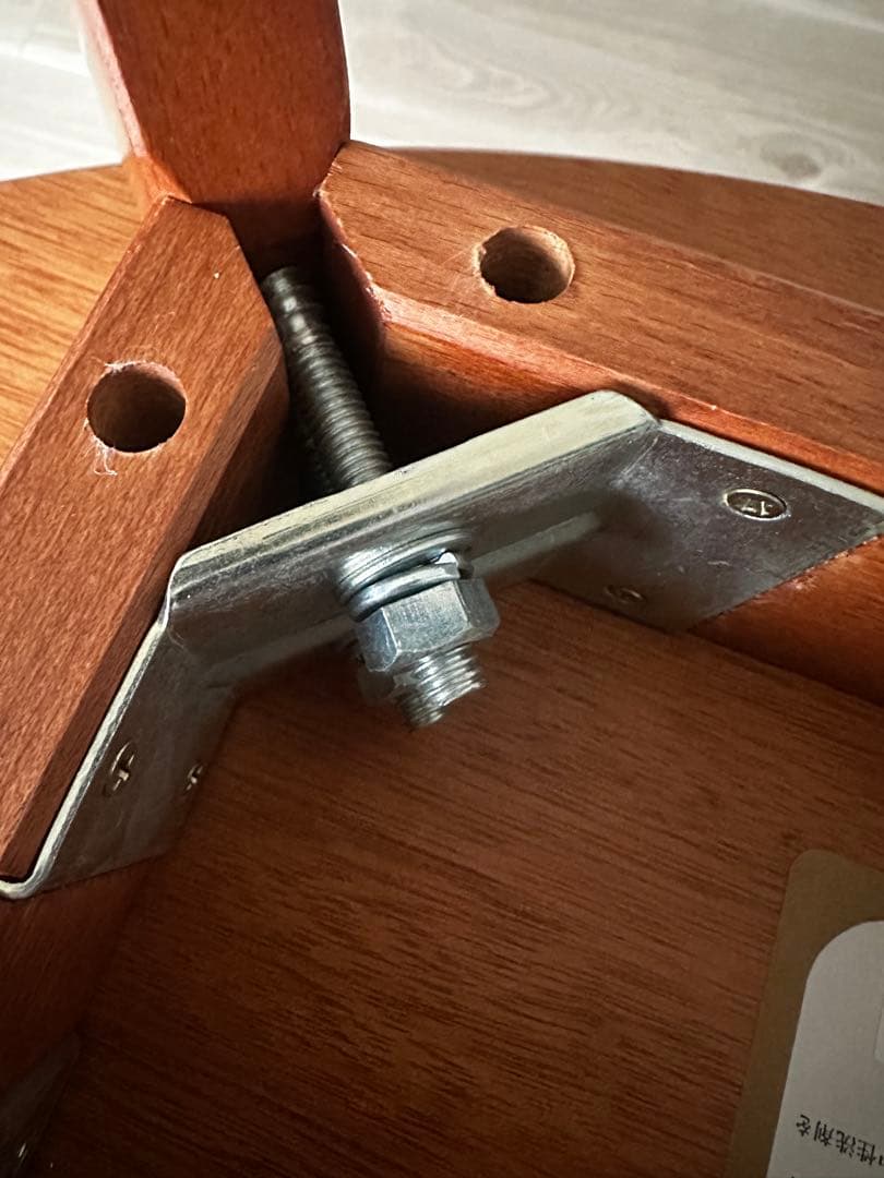 マルイチセーリング　テーブル