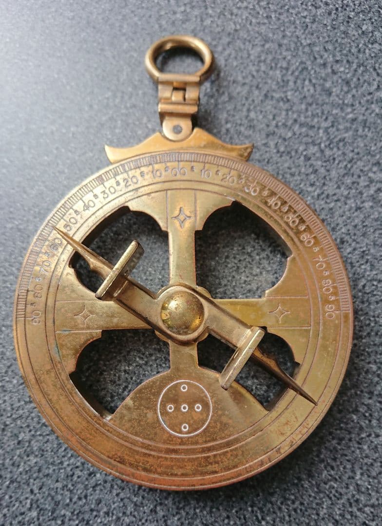 アストロラーベ Astrolabe