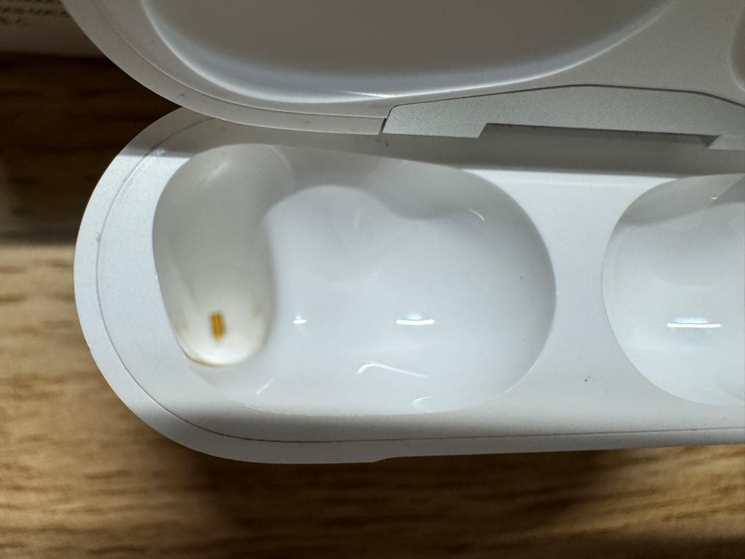 Apple アップルAirPods Pro 2 エアーポッズプロ2 ⭐︎左耳のみ⭐︎