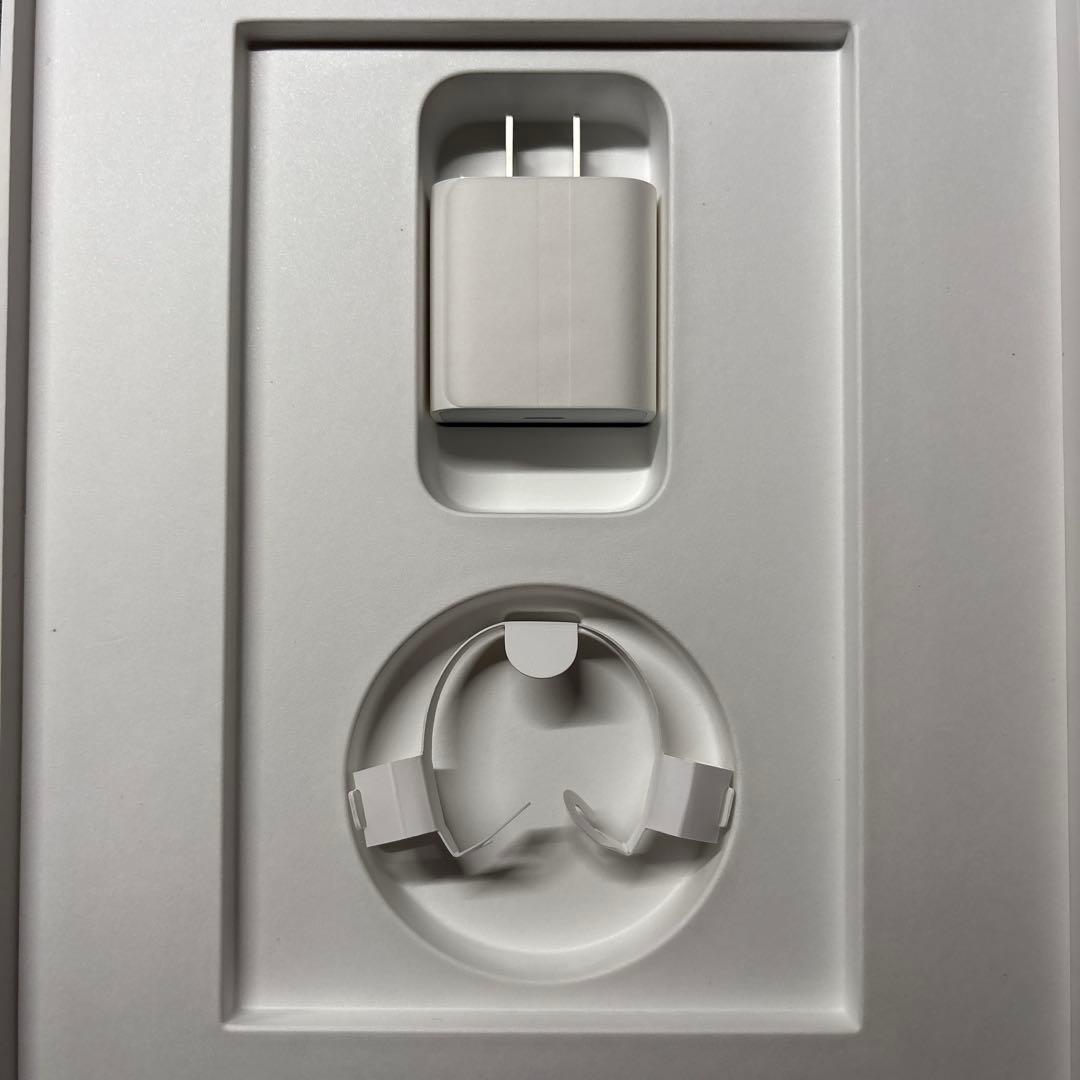 iPad air 5 + Apple pen 2 + フルカバーケース