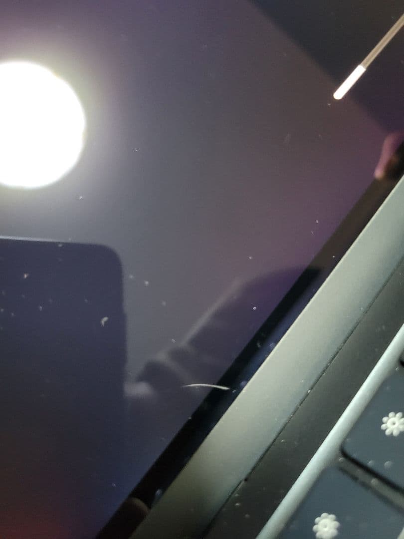 Apple MacBook Air (M2, 2022) 本体