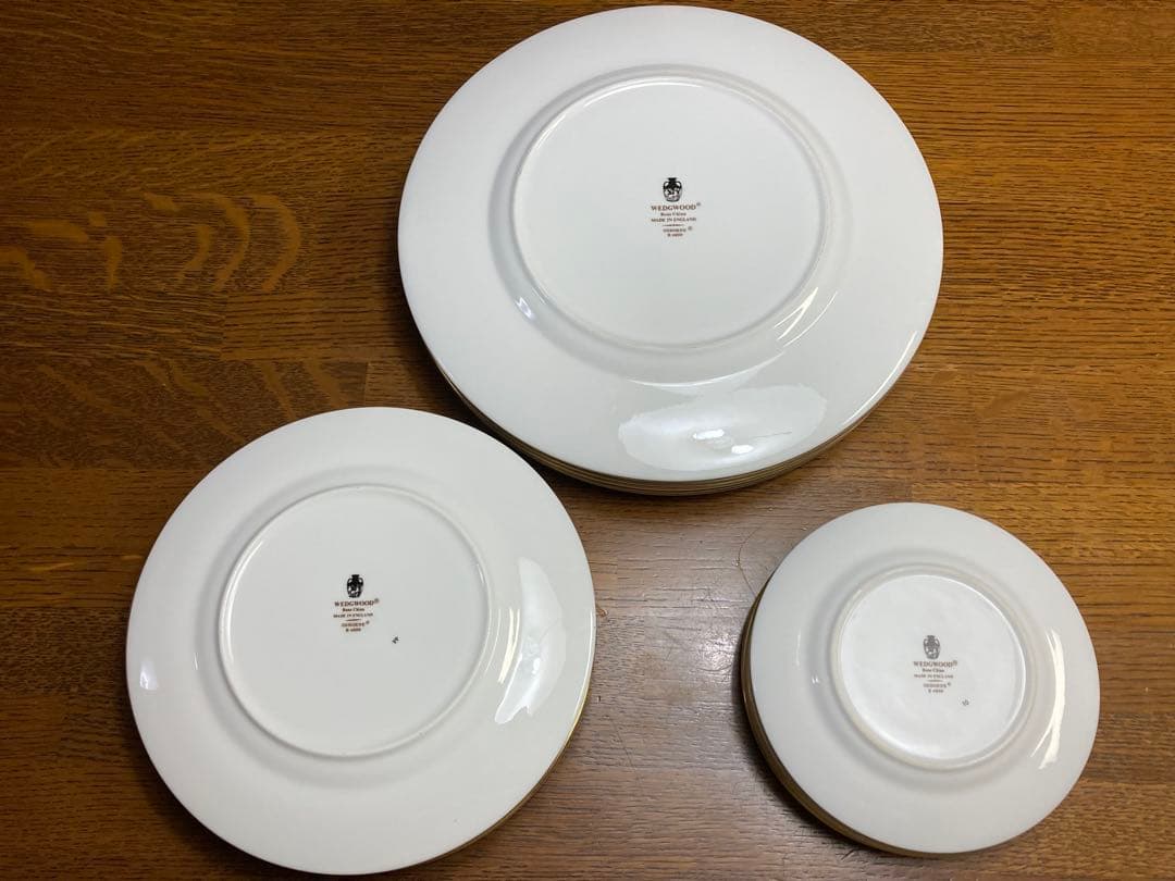 【新品】ウェッジウッド　オズボーン　食器セット　(小皿、中皿、大皿)各6枚