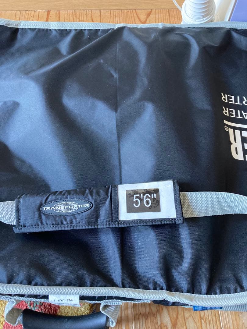 TRANSPORTER サーフボードハードケース 5'6\"ブラック　ショルダー付