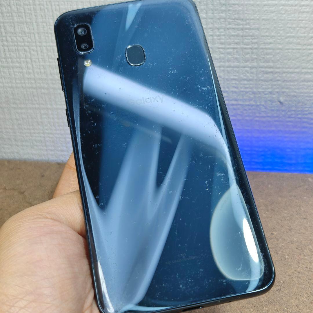JA572 Samsung Galaxy A30 スマホ本体 SCV43 au