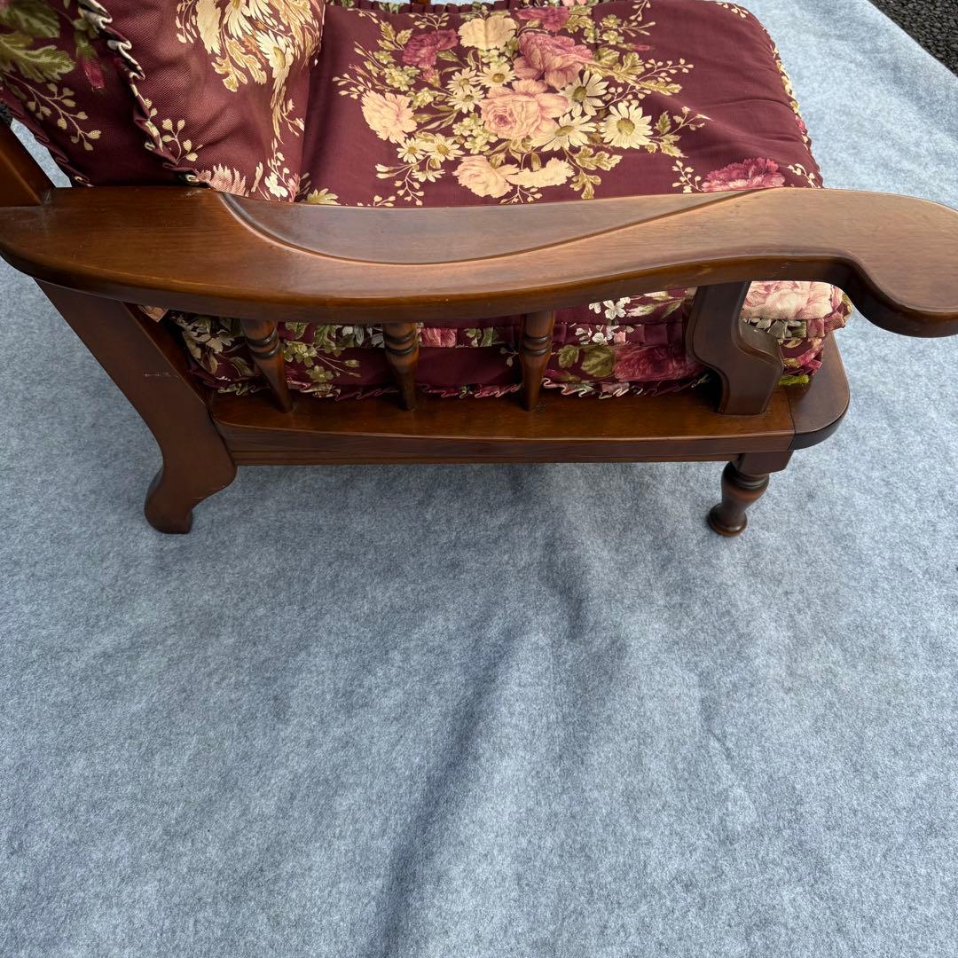 花柄 クッション 木製 アンティーク調 一人掛けチェア カリモク風