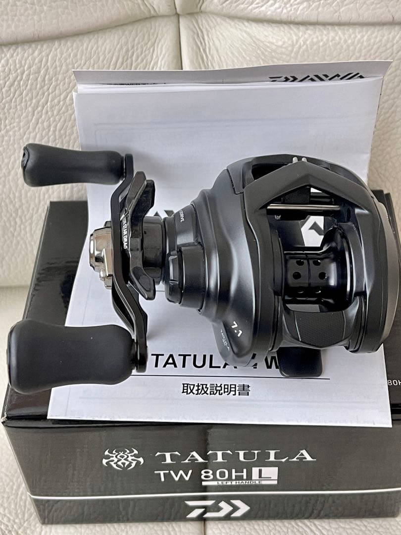 【廃盤品新品】ダイワ 22タトゥーラTW80HL 漆黒180g軽量 ザイオン