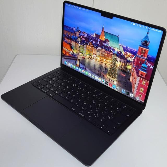 【美品】MacBook Air 13_2022_M2/8GB/512GB_MDN