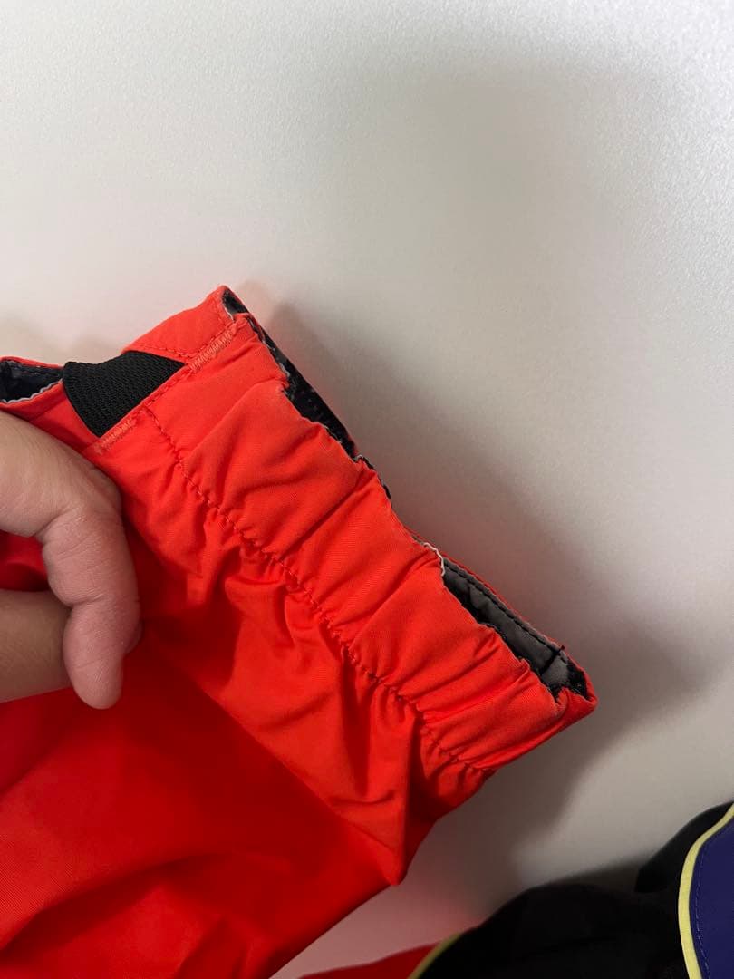 VOLCOM NIMBUS ウェア　スノボー　オレンジ　紫　黒　メンズ　男性