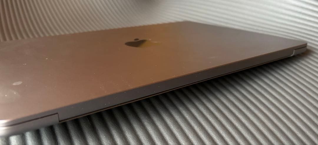 MacBookAir 13インチM3 512GB メモリ8GB スペースグレー