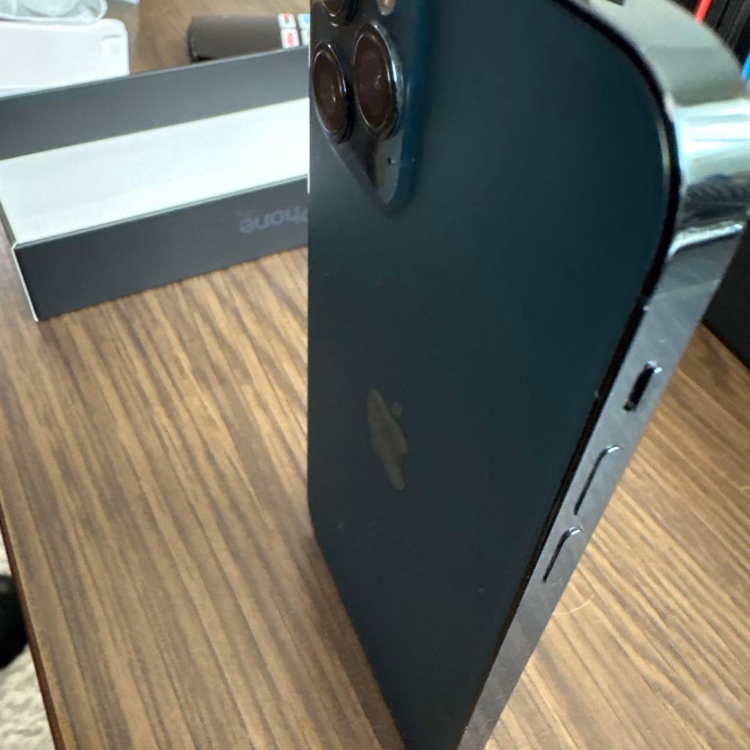 スマートフォン本体 Apple iPhone 12Pro 256GB