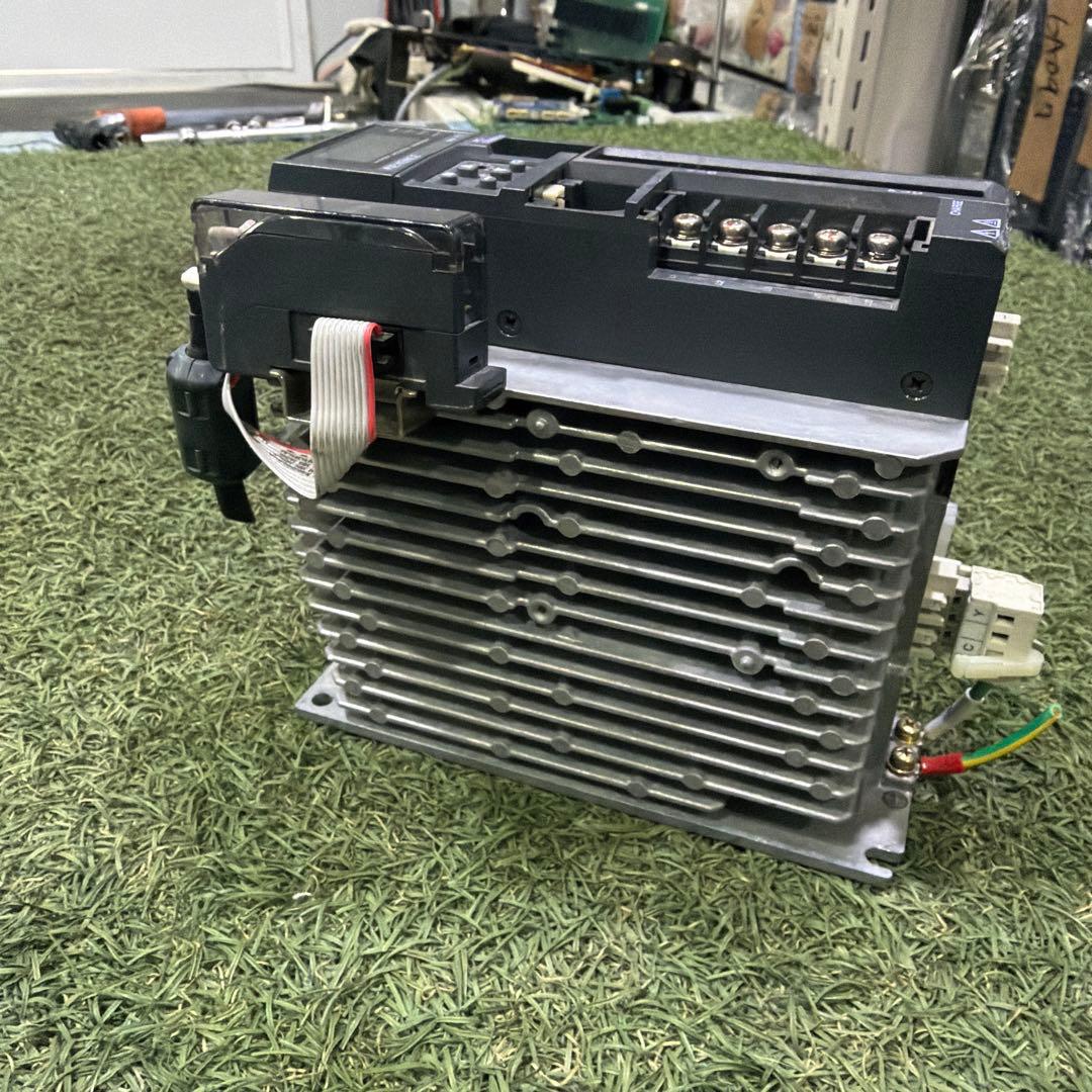 6B038 KEYENCE キーエンス MV-72 ACサーボアンプ