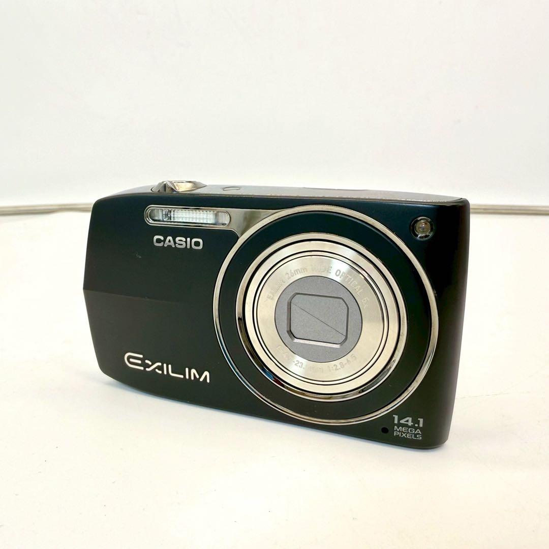CASIO EXILIM EX-Z2300 デジタルカメラ　カシオ　コンデジ