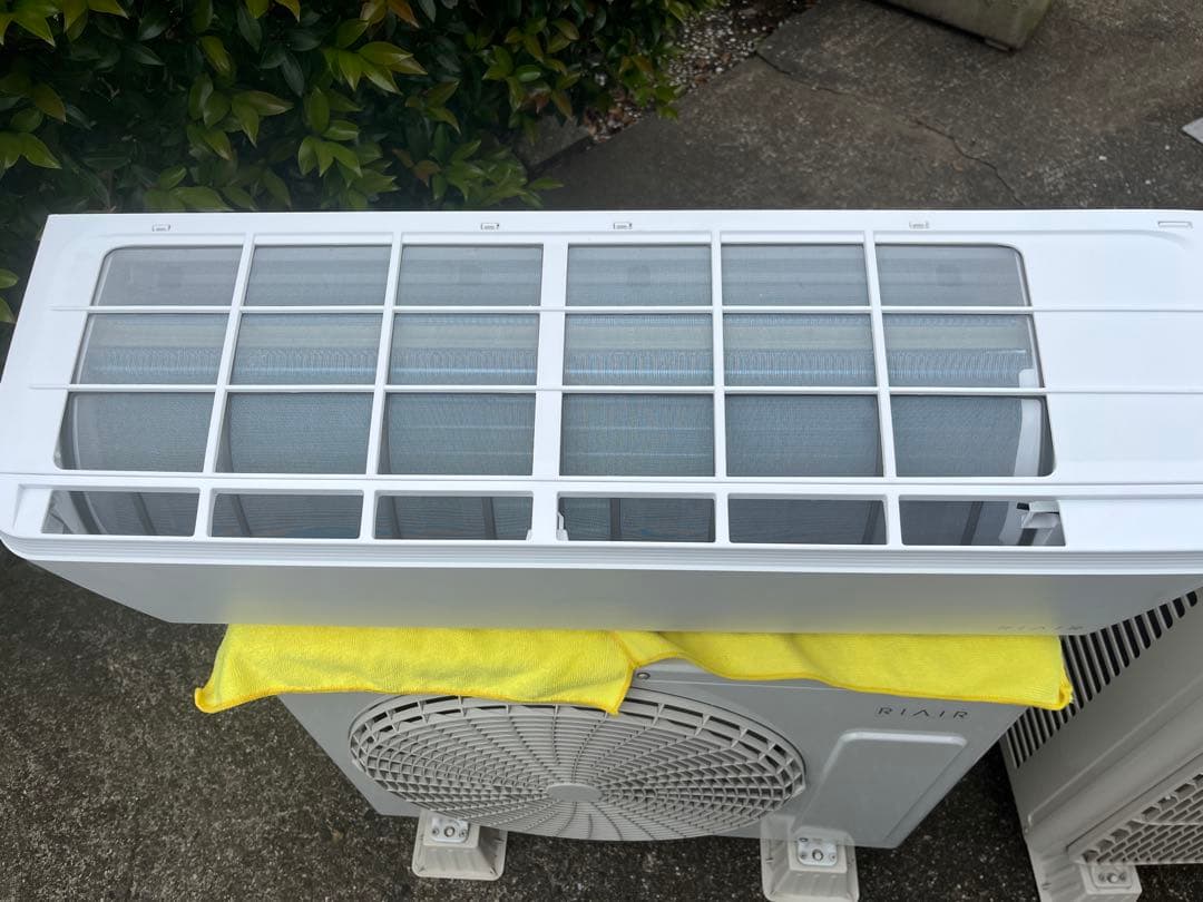 エアコンほぼ新品　RIAIR 2023年製　6畳　YHA-S22N