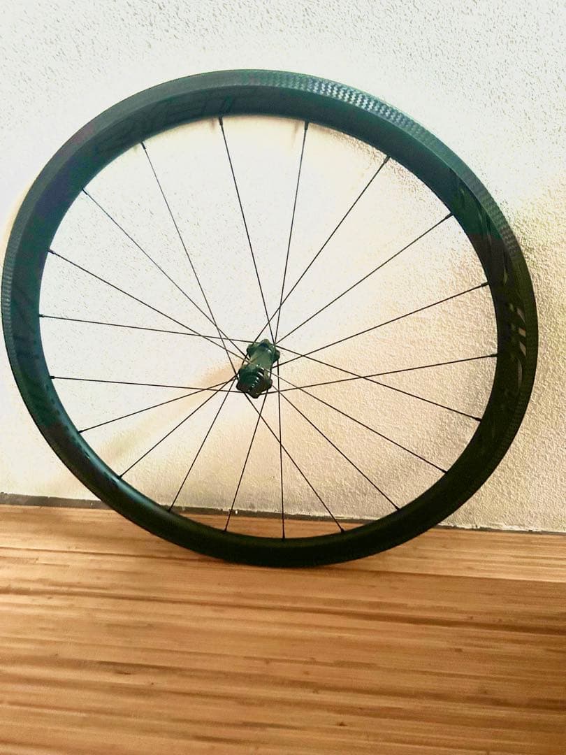 ◆鬼軽！カーボンホイールCarbon前輪◆640g！