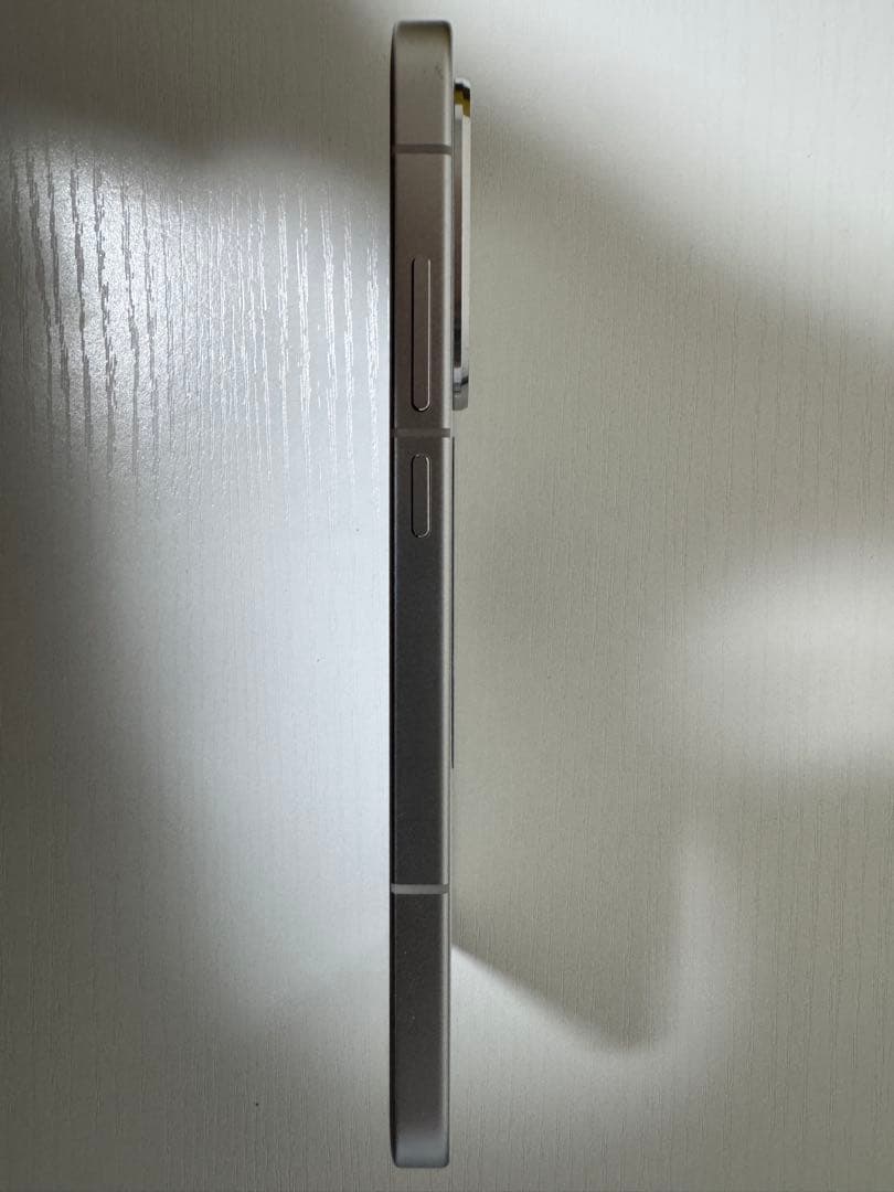 POCO F7 (12GB+256GB) 極美品　【多数おまけ付き！】