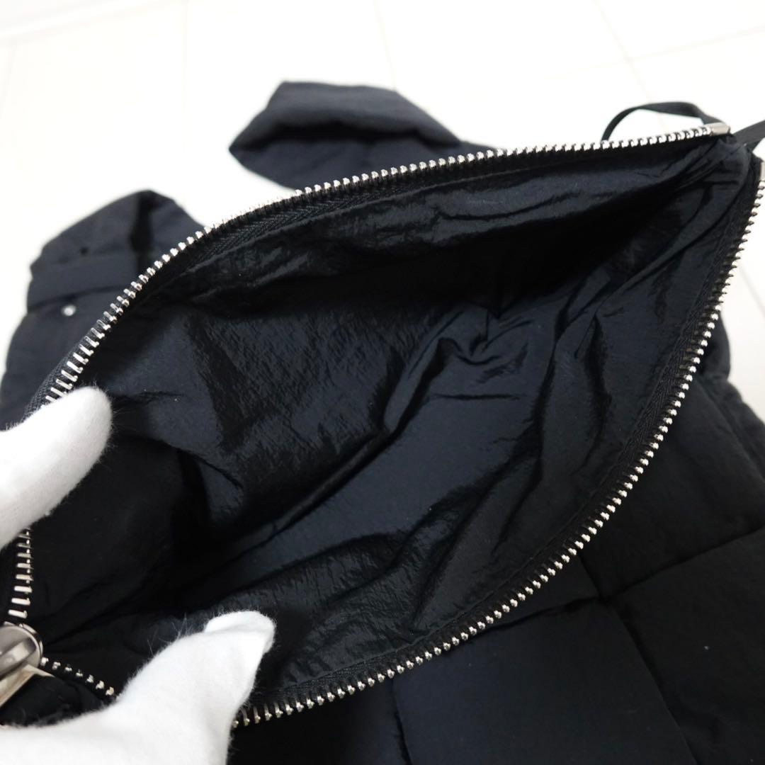 ボッテガヴェネタ パデッドテック カセット マキシイントレチャート　ブラック