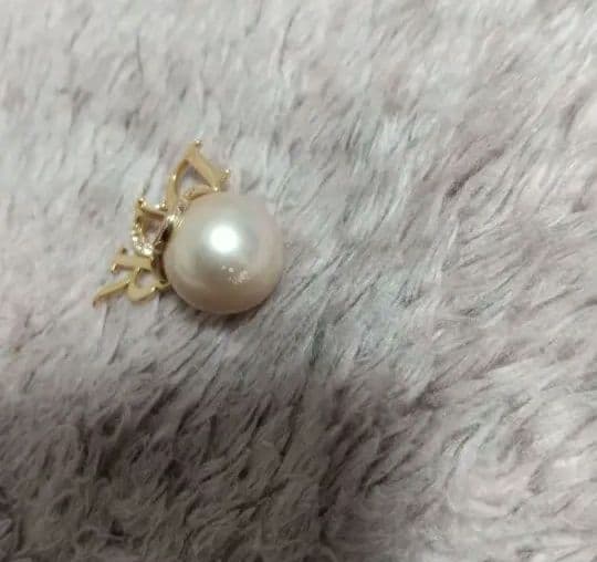 Dior ダブルパールピアス(片耳用)