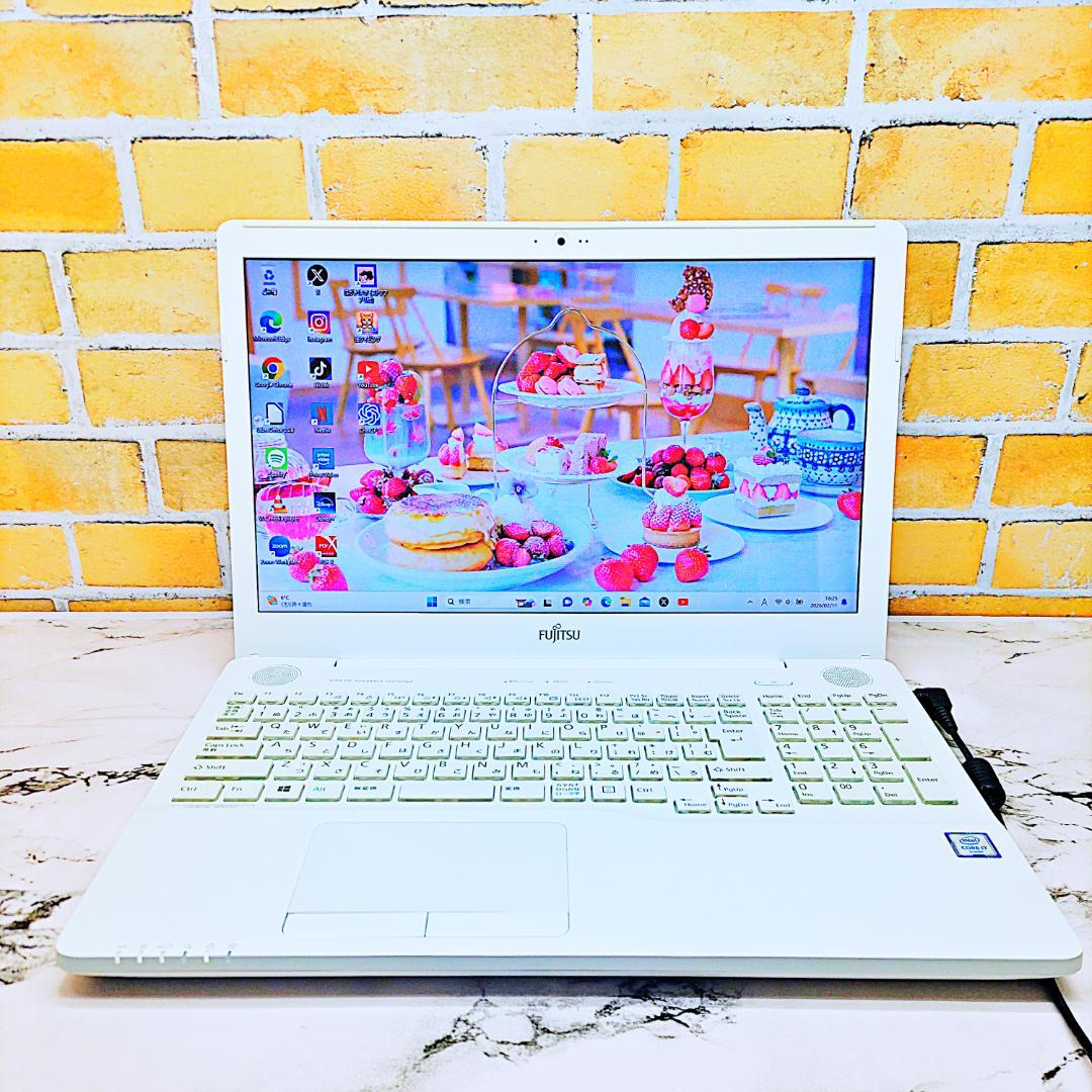 美品❣️最強i7搭載ノートパソコン❤️爆速SSD❤️メモリ4G✨ハイスぺ☘️