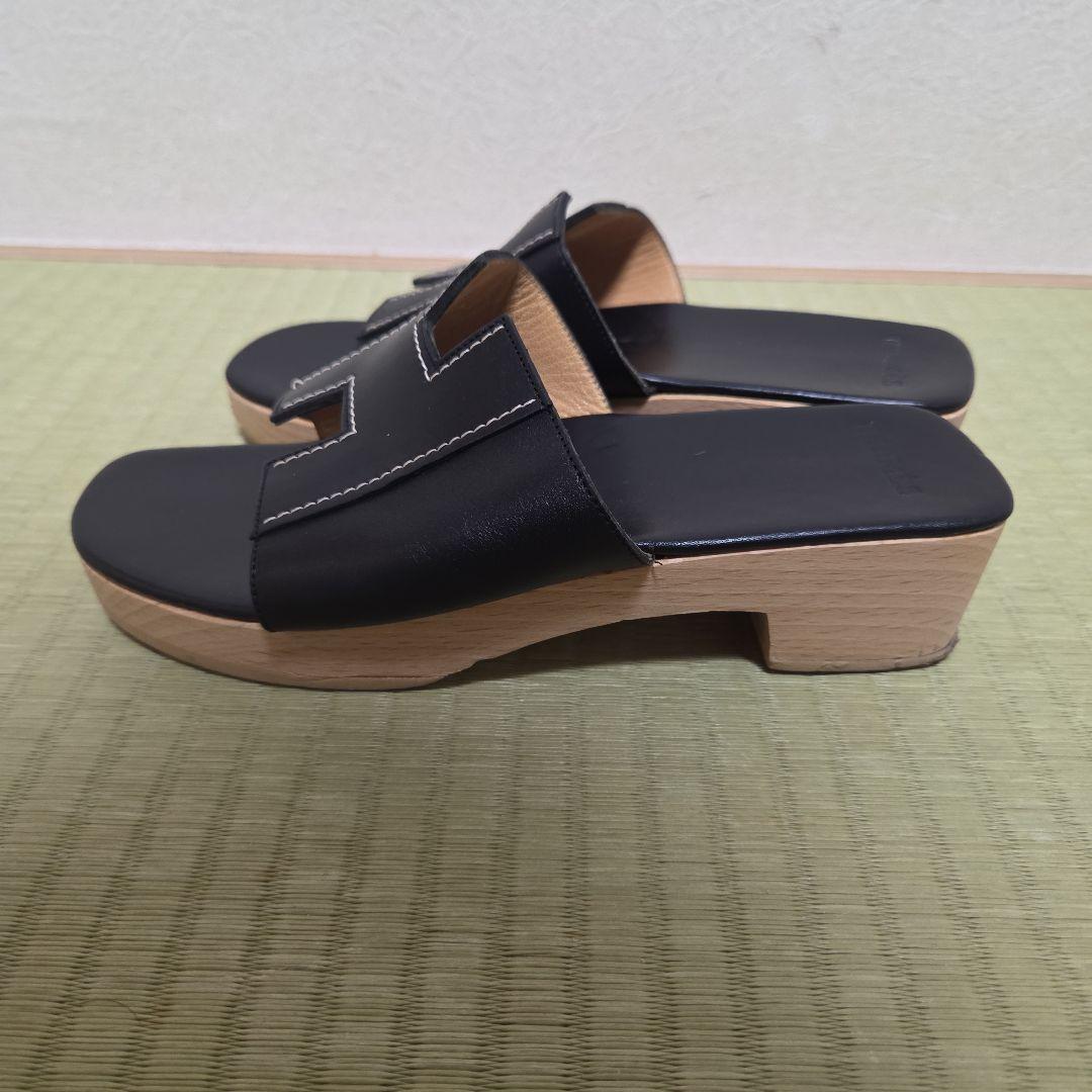 未使用近 エルメス ケブラール サンダル Hロゴ サイズ35 レザー 黒