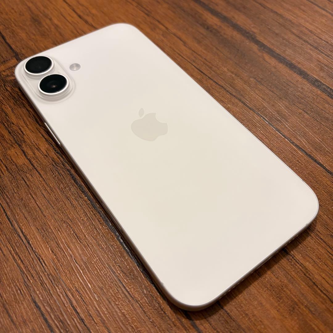 iPhone16Plus 256GB ホワイト 2ヶ月使用 美品SIMフリー