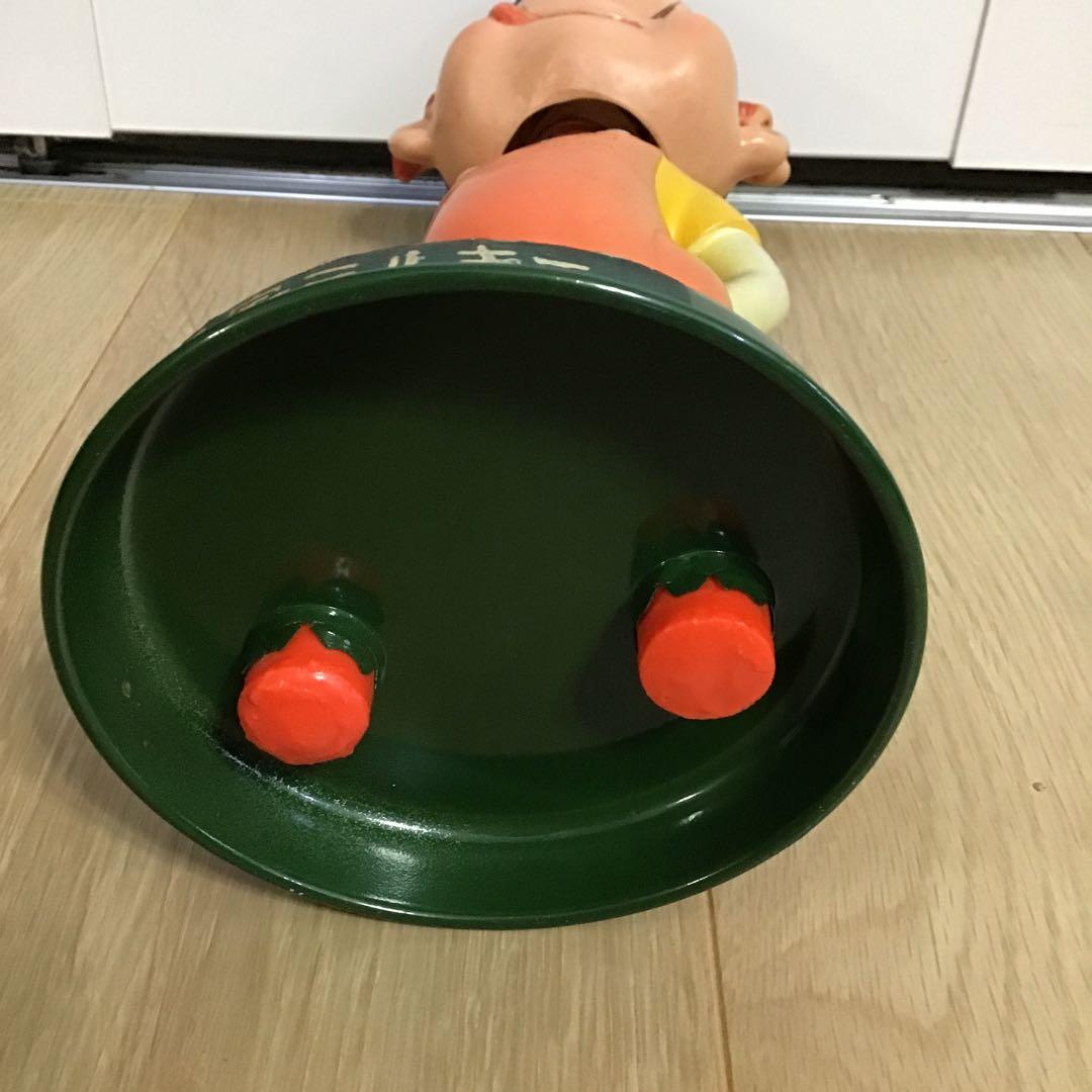 昭和レトロ　鉄製台座付き　首振り　手塗り　不二家ペコちゃん　 カウンター用