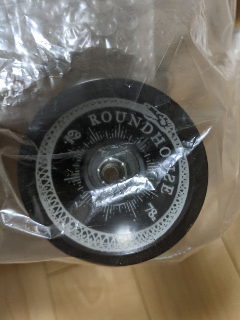 新品未使用カーバー29.25 CI FISHBEARDアルメリックサーフスケート