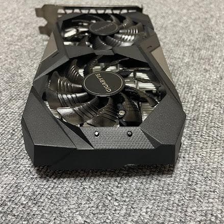 正常動作品 GIGABYTE GTX1650 4GB 補助電源不要モデル