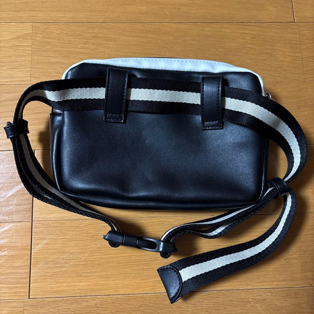 ランバンスポール　 レディースウエストポーチ