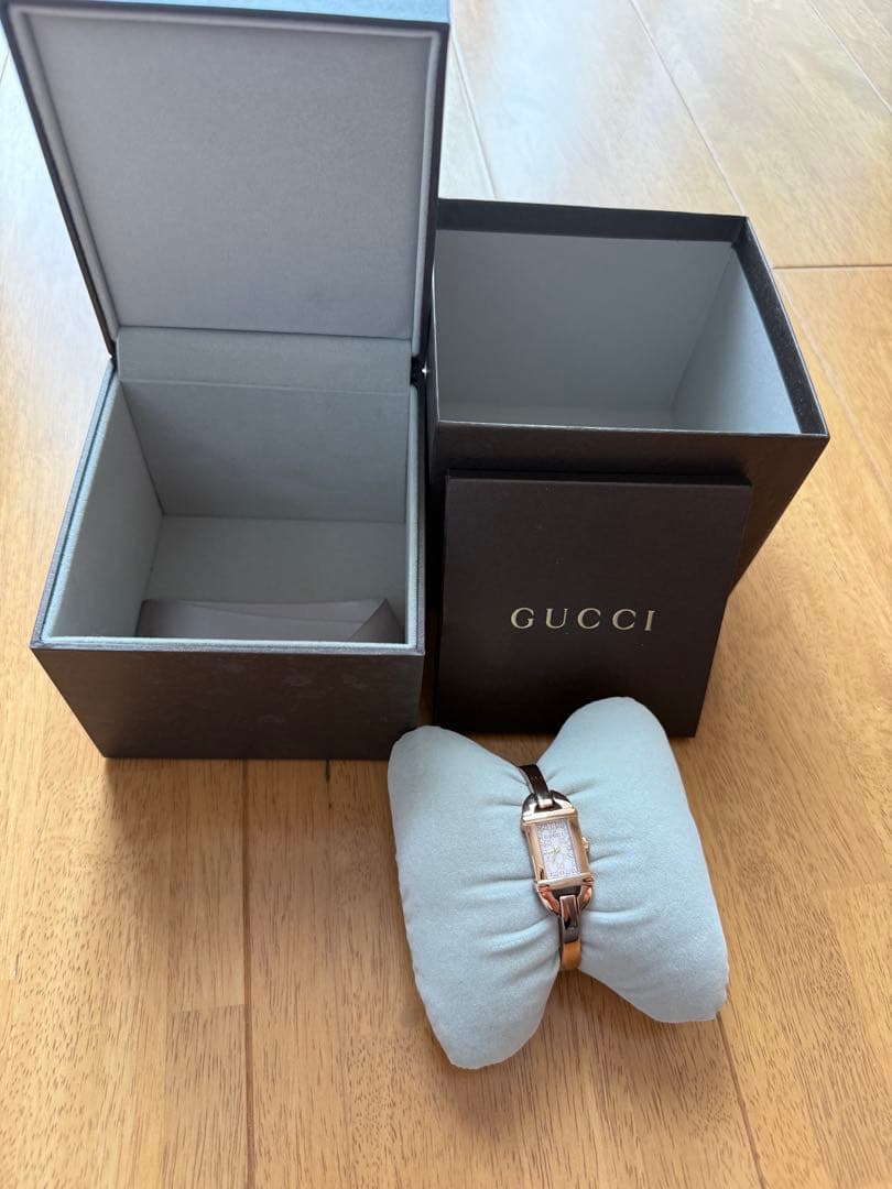 GUCCI レディース アナログウォッチ