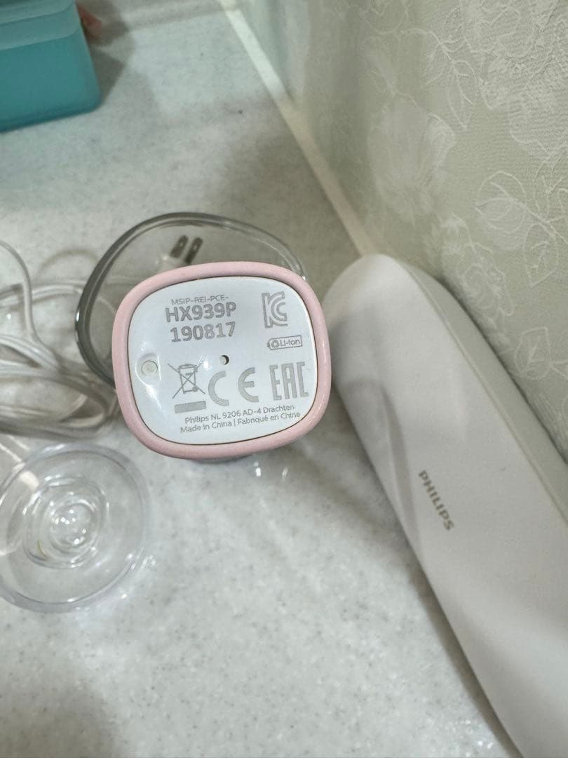 Philips フィリップス 電動歯ブラシ ソニッケアー　ピンク　hx939P