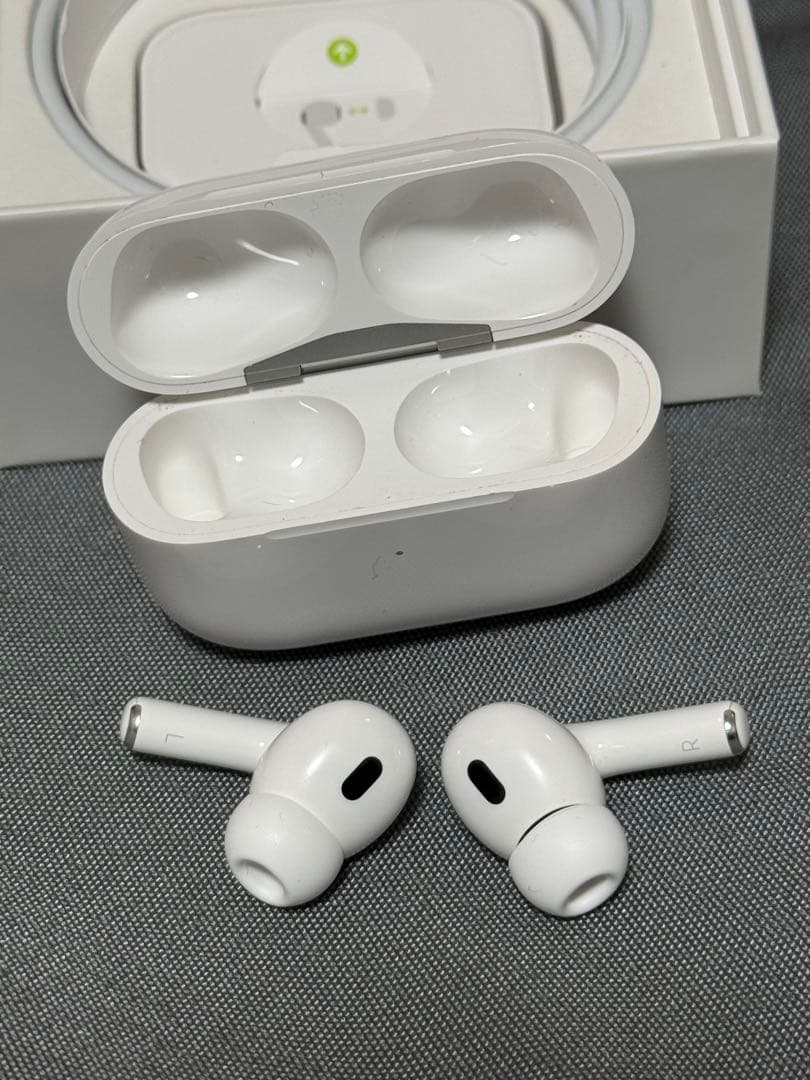 AirPods Pro 第二世代 agnes b.ケースセット