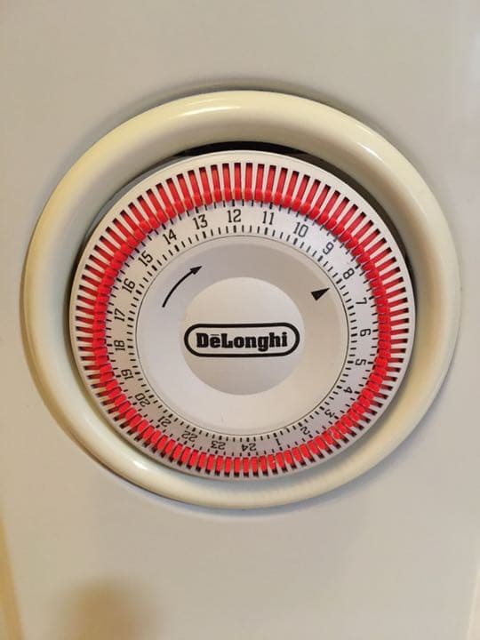 デロンギ　オイルヒーター　R731015EFS