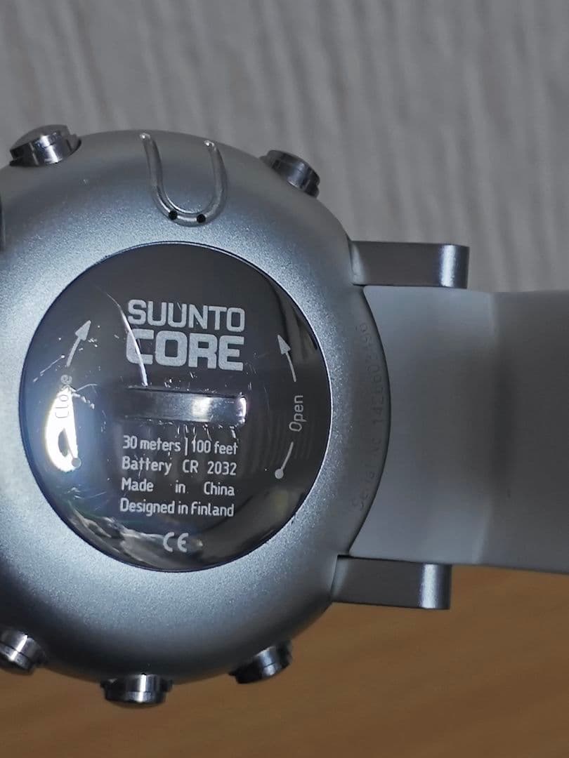 SUUNTO CORE Alu Pure White 稼働品