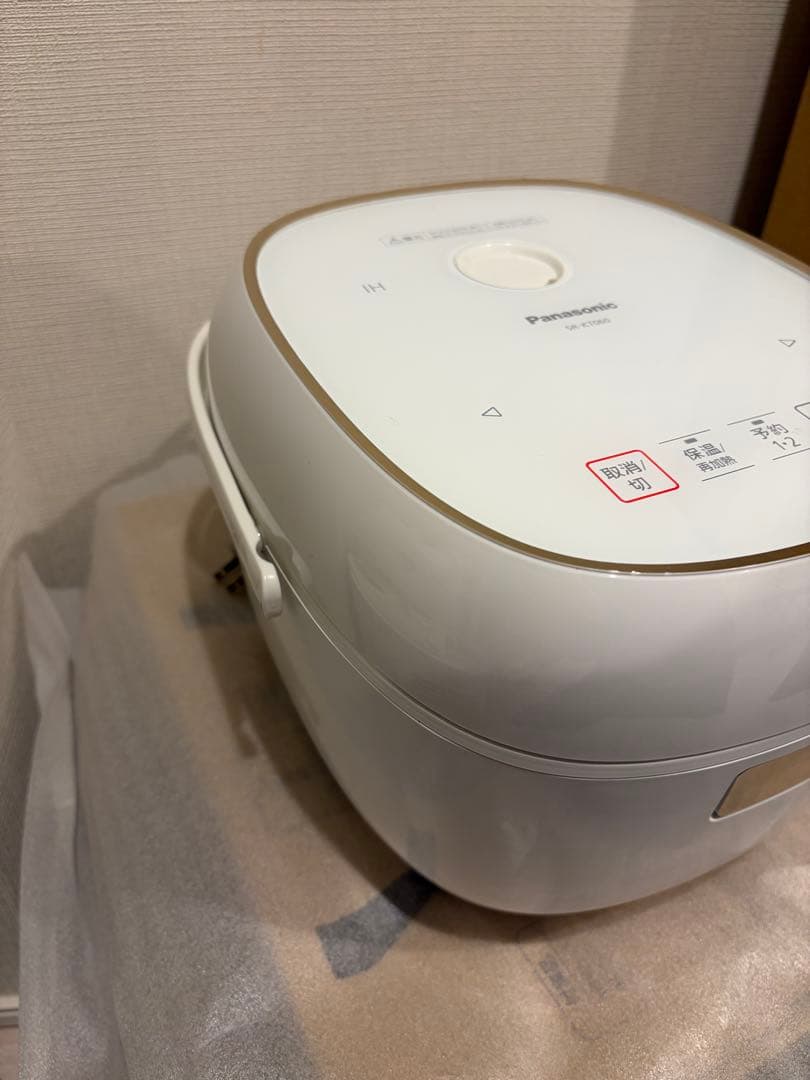 パナソニック Panasonic IHジャー炊飯器 備長炭釜SR-KT060-W