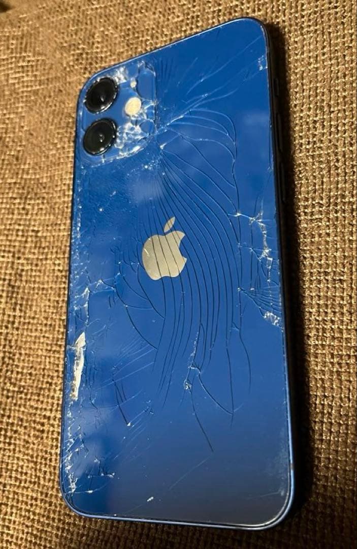 iPhone 12 mini 64GB ケース & ガラスフィルム付き