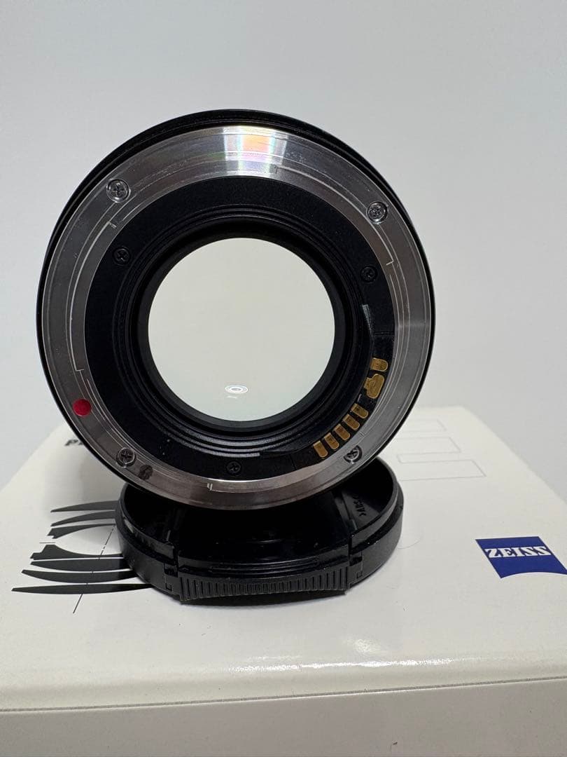 中古美品　Carl Zeiss Planar T* 1.4/50 ZE