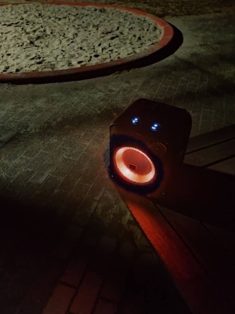 JBL　パーティーボックス ワイヤレススピーカー ベースブースト機能付き