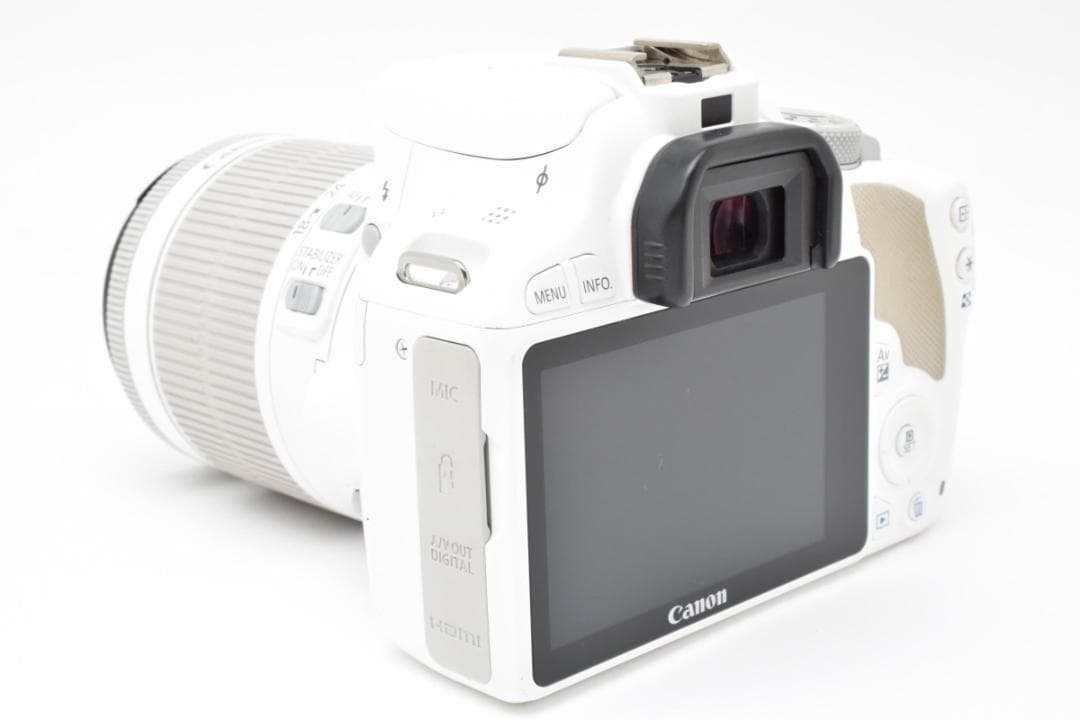 ⭐大人気の白ボディ⭐Canon kiss x7⭐初心者セット 一眼⭐軽量＆高画質