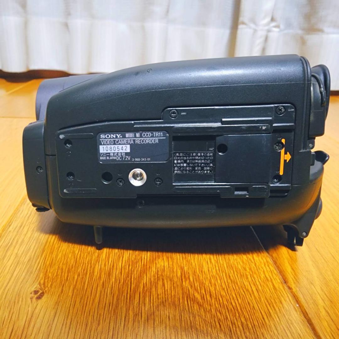 【動作確認済】SONY Hi8 高画質 8ミリ ビデオカメラ CCD-TR11