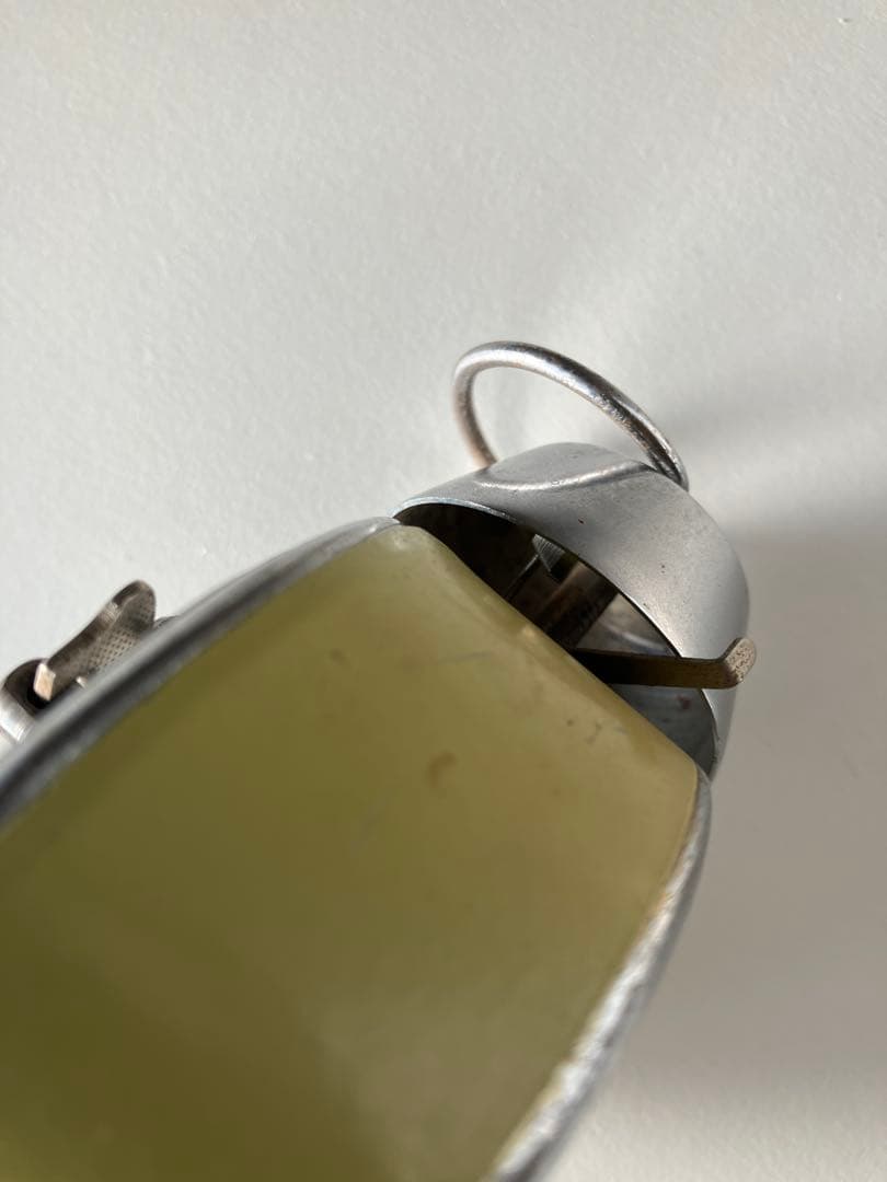 東ドイツ　　アナログ　ゼンマイ式　目覚まし時計　ruhla ビンテージ