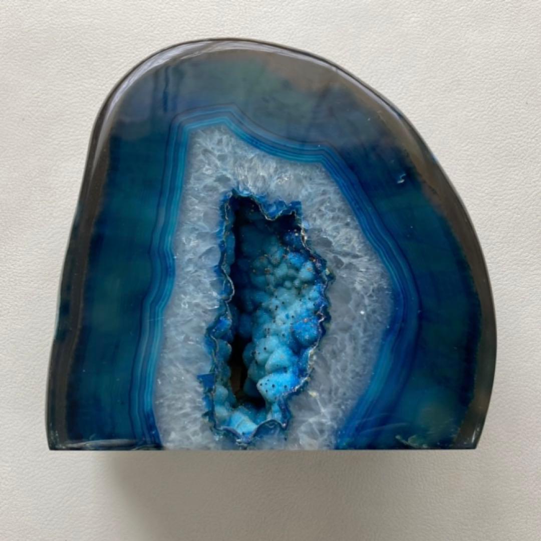 瑪瑙 メノウ 鑑賞石 飾り石 置物 オブジェ 木製 台座付き 青 ブルー レトロ