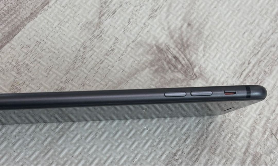 iPhone 8プラス　　　　　　　　　Apple iPhone8Plus 本体