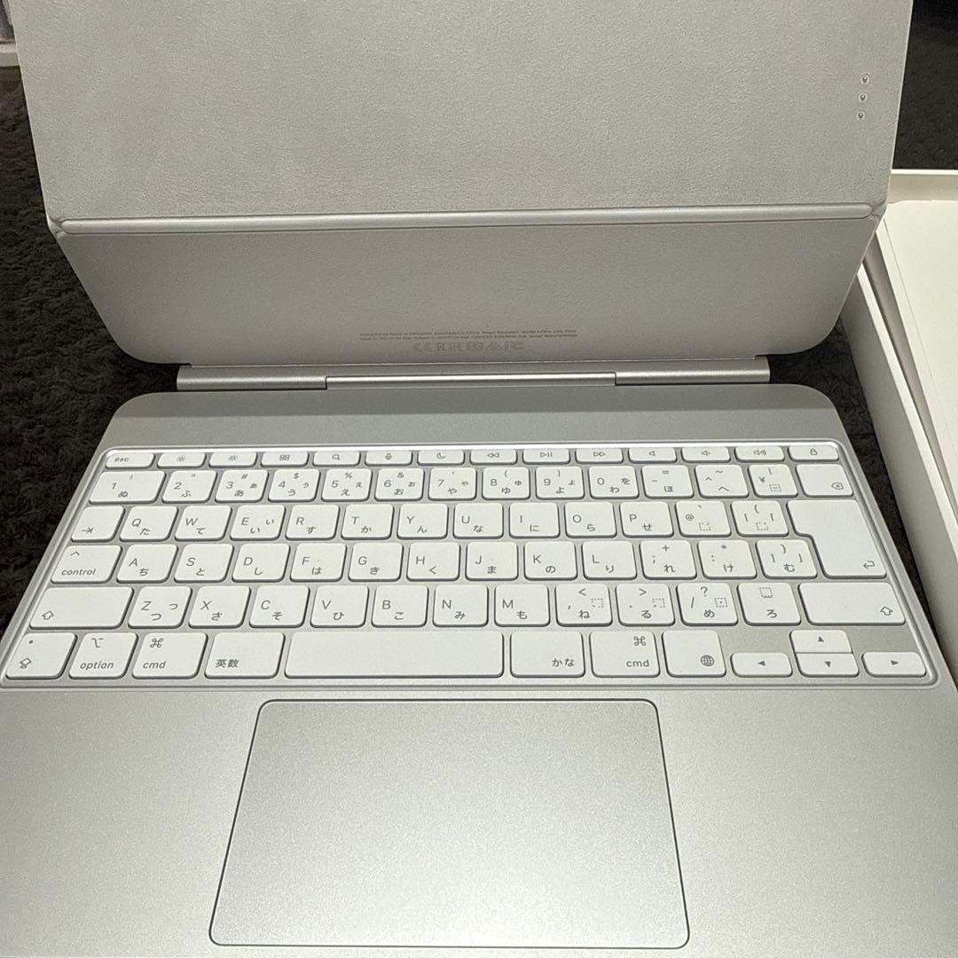 13インチiPad Pro用Magic Keyboard A2974-ホワイト