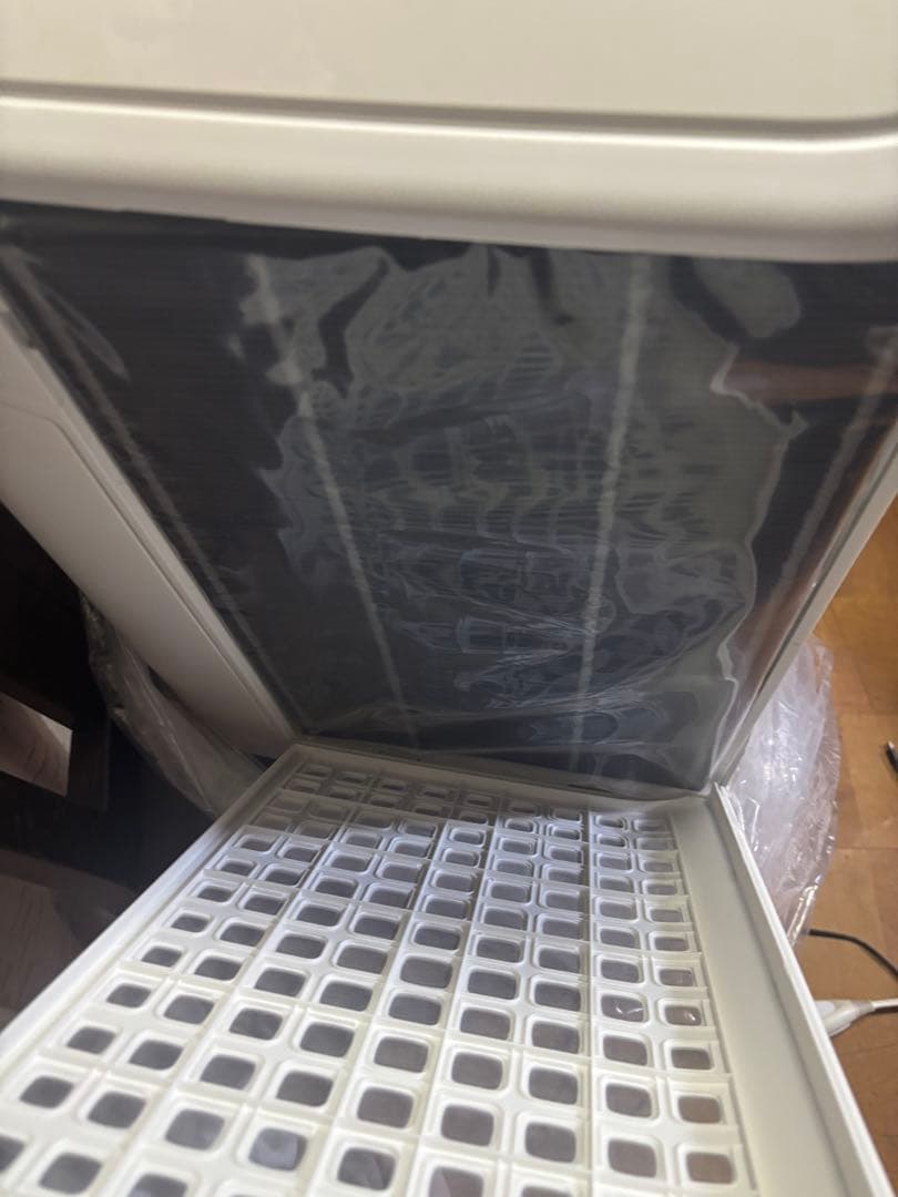 【ほぼ未使用品‼️】SHARP 空気清浄機 KC-W65-W ホワイト