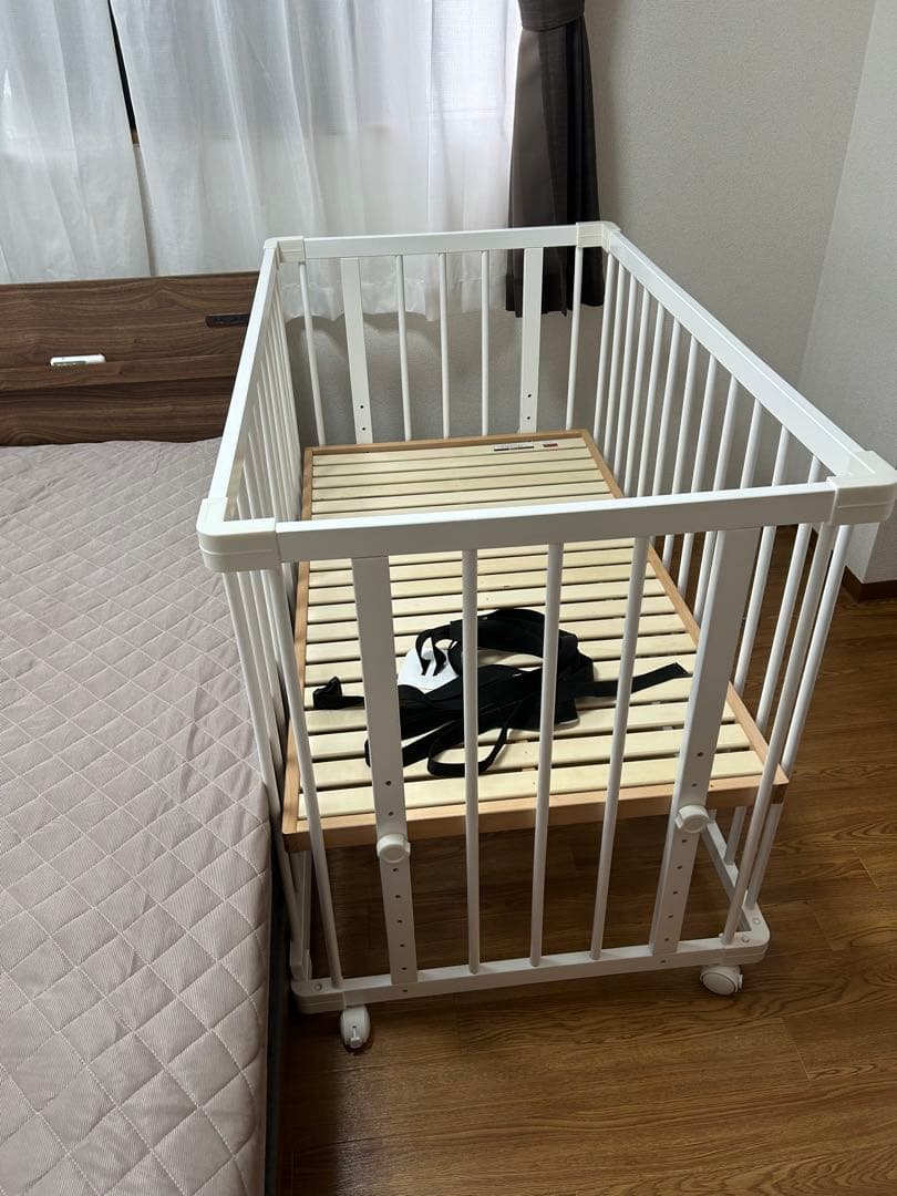 farska ベッドサイドベッド 03ベビーベッド ファルスカ　白　添い寝可