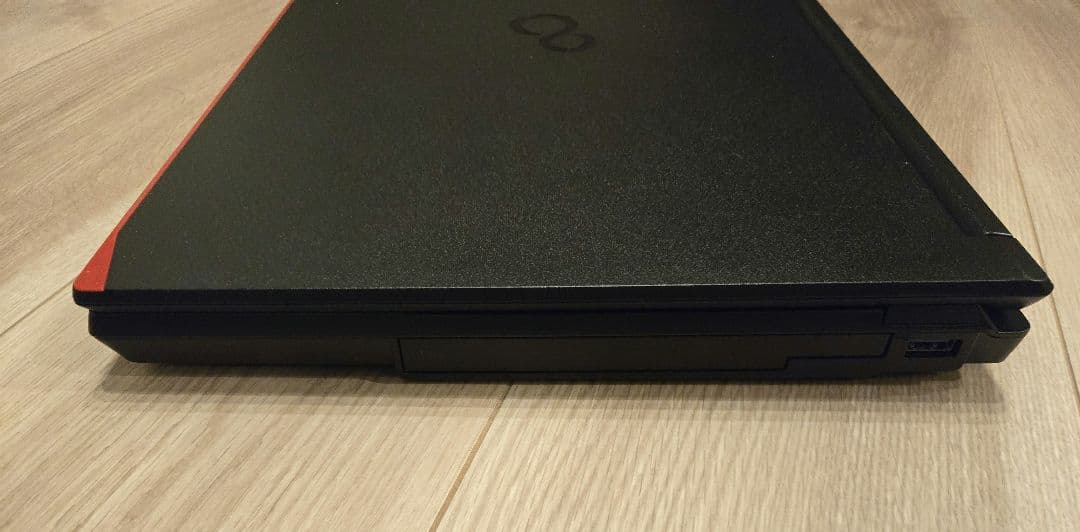 【ほぼ未使用】富士通 LIFEBOOK A5512 12世代i5/メモリ16GB